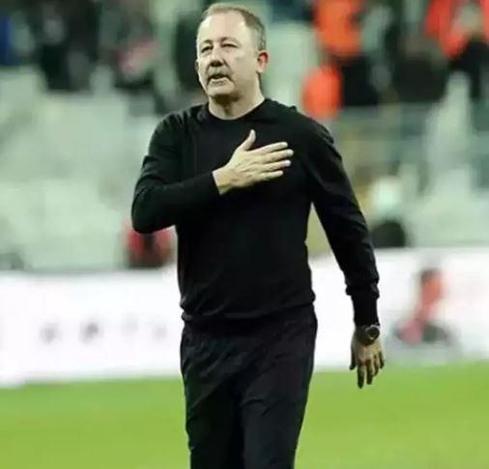 Kayserispor, son 10 sezonda 22 kez teknik adam değiştirdi