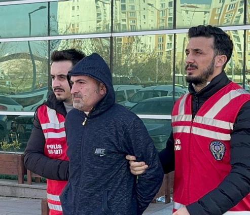 Kızını boğarak öldüren baba, intihar izlenimi vermek için bileklerini de kesmiş
