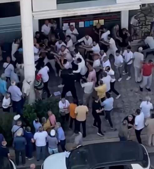 Samsun’da delege seçiminde çıkan kavga kamerada