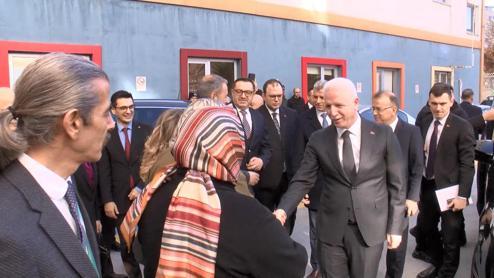 Vali Gül: İstanbullular hizmetin en güzeline layık