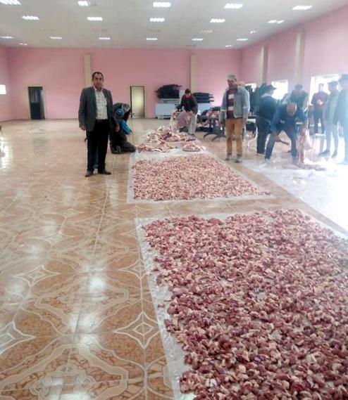 Kamyonet kasasında açıkta et taşınmasına inceleme