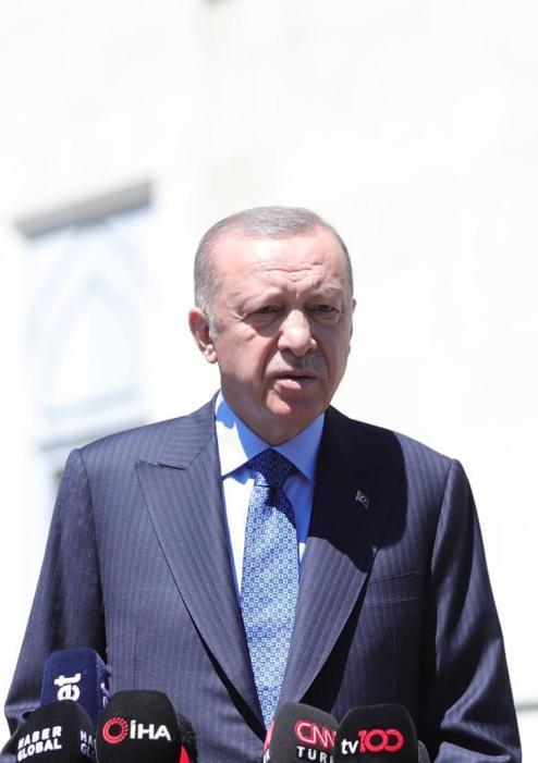 Erdoğan: Terör örgütlerinin NATOya girmesine evet diyemeyiz