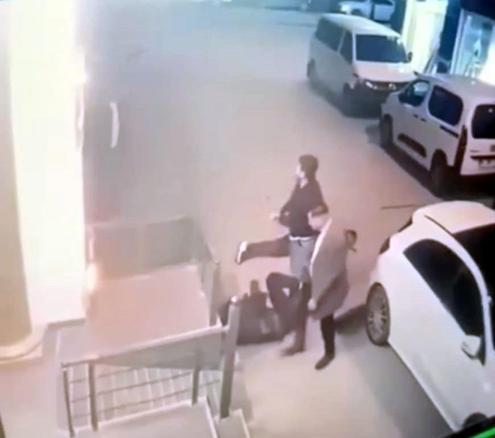 Baba ile oğlunun öldüğü silahlı kavgada avukat tutuklandı