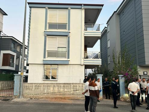 Eşini ve 2 kızını öldüren polis memuruna 3 kez ağırlaştırılmış müebbet