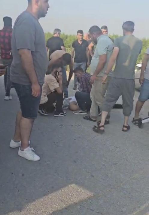 Mersinde 2 otomobil çarpıştı; 7 yaralı