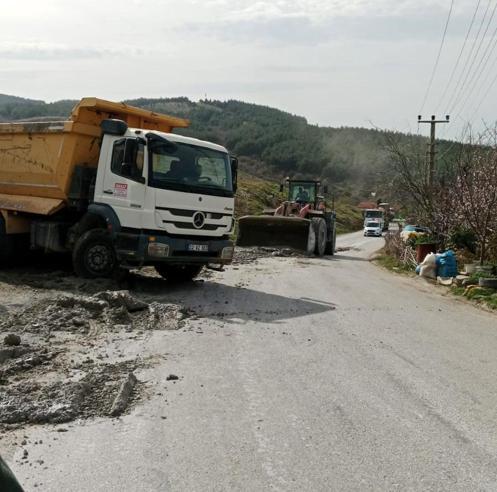 Yola beton döken kamyonun sahibi firmaya ceza