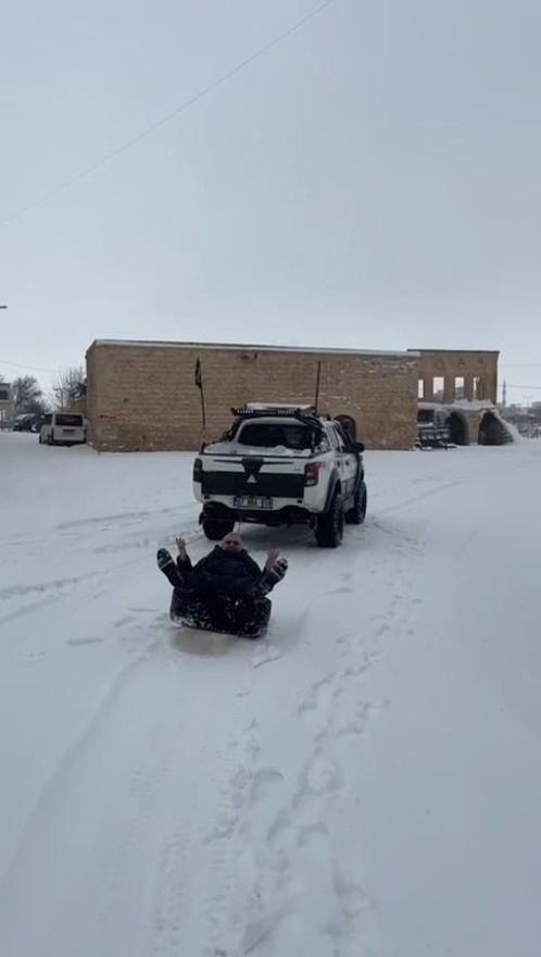Yurtta kar yağışı etkili oldu; bazı il ve ilçelerde eğitime ara verildi
