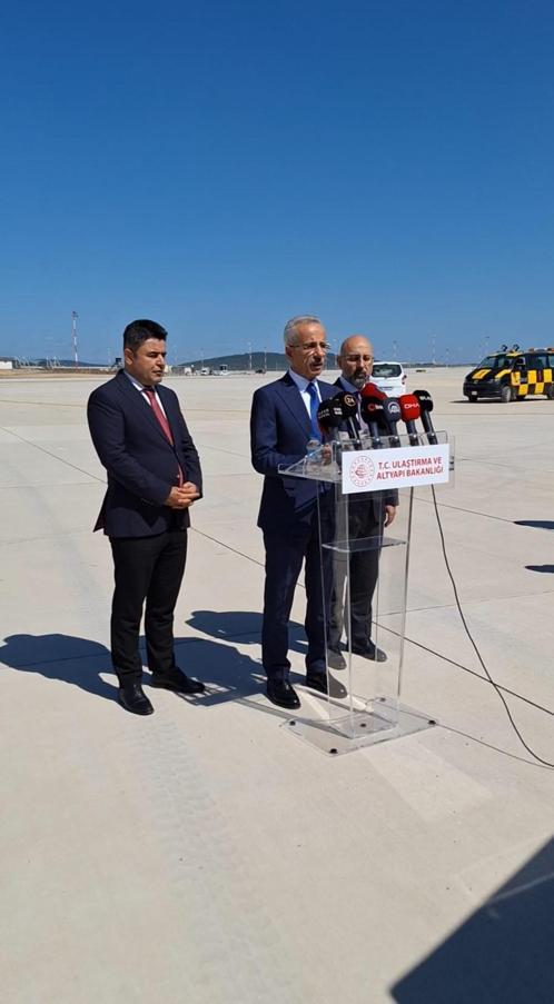 Bakan Uraloğlu Sabiha Gökçen Havalimanı’nda incelemelerde bulundu
