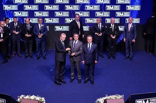 TİM Başkanı İsmail Gülle: Türkiye ekonomisinin ve ihracatının hizmetkarı olmaya devam edeceğim