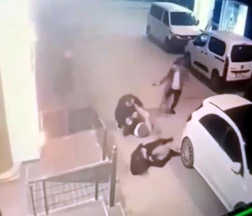 Baba ile oğlunun öldüğü silahlı kavgada avukat tutuklandı