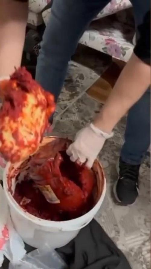 Üsküdarda salça bidonlarıyla uyuşturucu satan şüpheli yakalandı