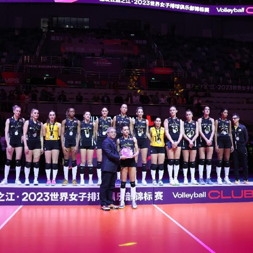 Eczacıbaşı 3üncü kez dünya şampiyonu