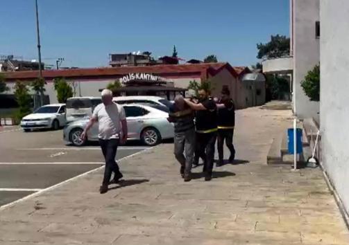 Kamyonetin kasasından 40 kilo et çaldı; o anlar kamerada
