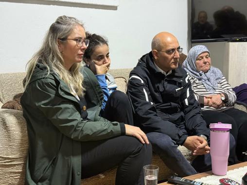 Foça’da selde kaybolan kişiyi arama çalışmaları 2’nci gününde