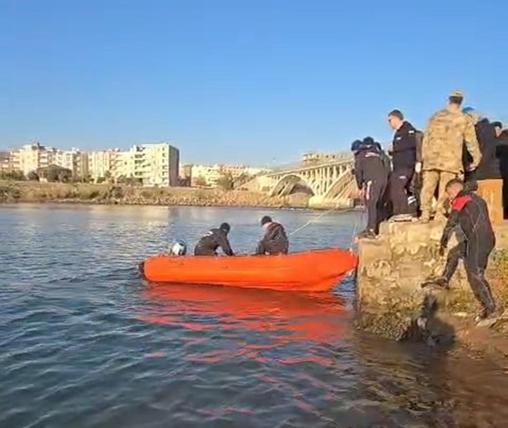 Terliğini almak isterken Dicle Nehri’ne düşüp kaybolan Ahmet’in cansız bedeni bulundu