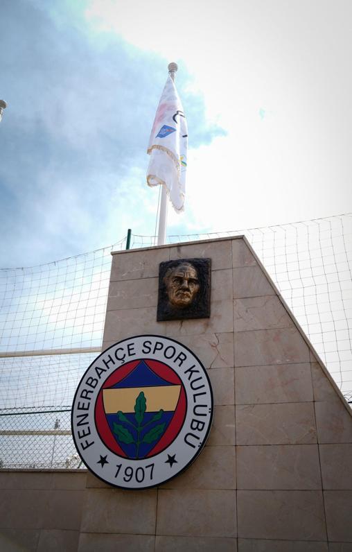 Fenerbahçe’ye Fair Play Altın Şeref Bayrağı