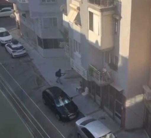 İzmirde polis merkezine silahlı saldırı: 2 şehit, 2 yaralı