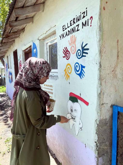 Hatice öğretmen, hayalini kurduğu projeyi görev yaptığı köy okulunda gerçekleştirdi