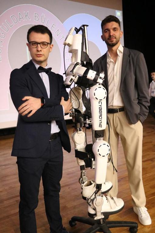 Düşünce gücüyle çalışan robot, yürümeyi etkileyen hastalıklara çözüm amaçlıyor