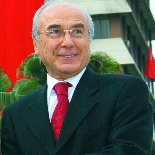 Adanada 5 dönem başkanlık yapan Aytaç Durak, uçakta kalp krizi geçirdi