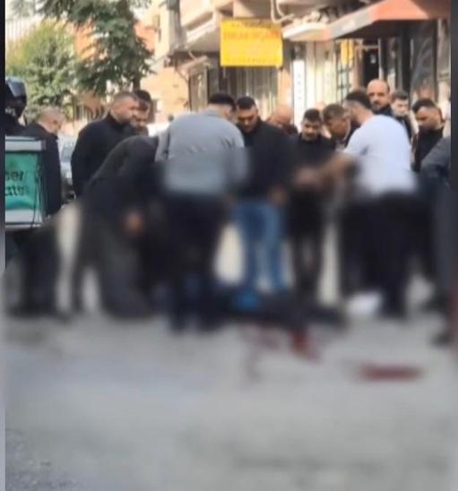 Bayrampaşada eşine ürün satmaya çalışan kasabı bıçakla öldürdü