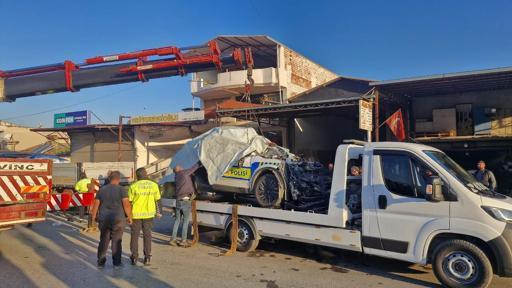 Polis aracı TIRa çarptı: 1 şehit, 1 yaralı