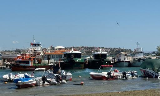 Tekirdağda fırtına; eğitim uçuşları iptal edildi, balıkçılar denize açılamadı