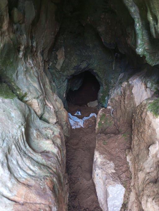 Mağarada define arayan 2 şüpheliye gözaltı