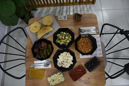 Sofra, iftara yakın saatlerde kurulmalı