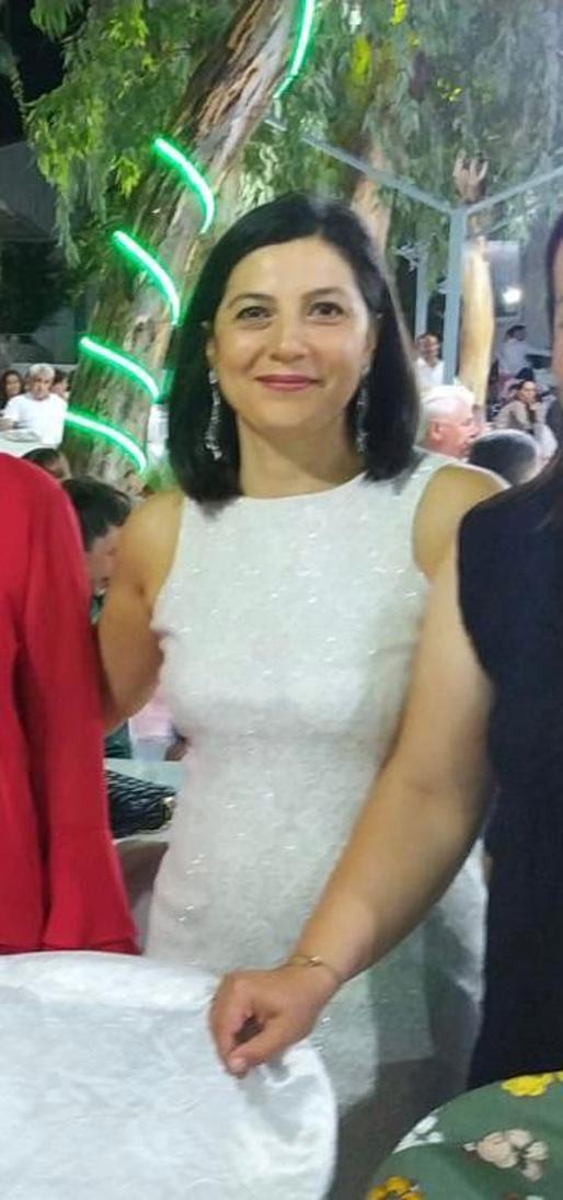 Öğretmen çift ve iki çocuğu depreme dayanıklı diye taşındıkları evde öldüler