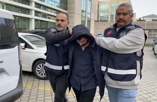 Samsunda bıçaklı, satırlı cinayetin 3 şüphelisi adliyede