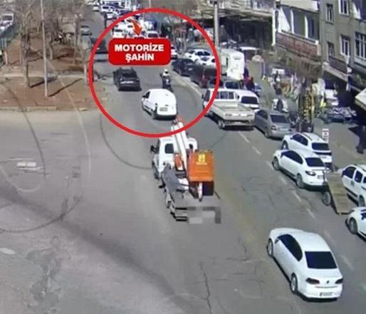 Abartı egzoz kullandığı için polisten kaçan sürücüye ‘Dur’ ihtarına uymamaktan 200 bin TL ceza