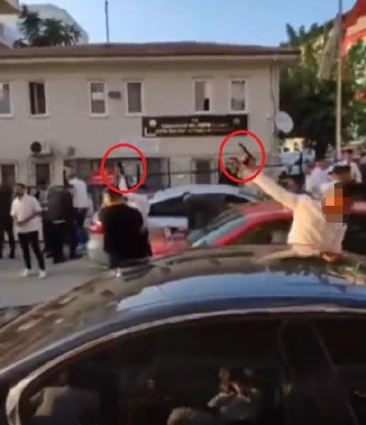 Bursa’da düğün eğlencesinde tabanca ve tüfeklerle ateş açıldı; o anlar kamerada