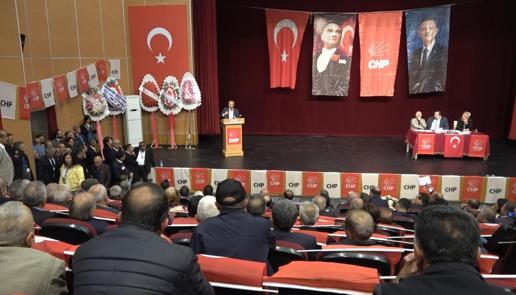 Sivasta CHP kongresinde gerginlik