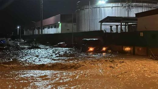 Çanakkalede sağanak; Kepez Çayı taştı