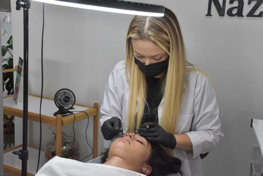 Kanseri 2 kez yenen Nazife: Mücadelem diğer hastalara umut olsun