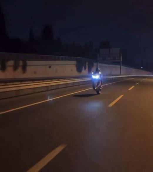 Fatihte taksiye çarpan motosiklet sürücüsü hayatını kaybetti