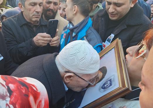 Şehitler memleketlerinde son yolculuğuna uğurlandı