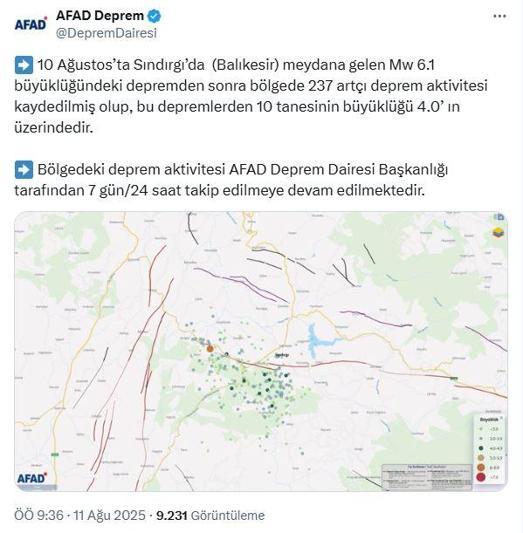 Sındırgı’da 6.1’lik depremde yıkılan ve hasar gören binalar havadan görüntülendi