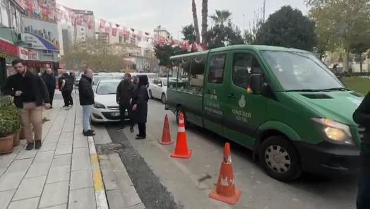 Küçükçekmecede arkadaşını bıçaklayarak öldürdü, emniyete gidip teslim oldu