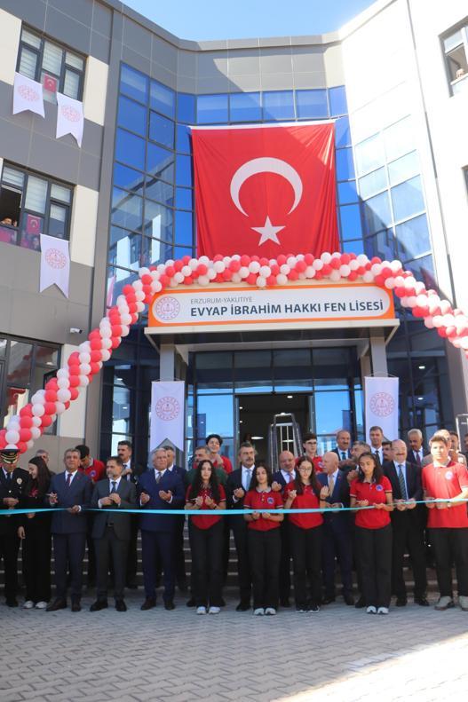 Bakan Tekin: Sınavı kazanamadıkları için öğretmen olamıyorlar