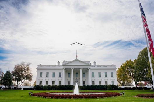 ABD Başkanı Trump ile Suudi Arabistan Veliaht Prensi Selman, Beyaz Saray’da bir araya geldi