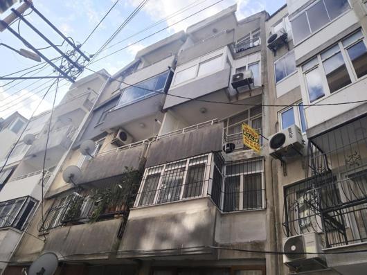 Evinde kemikleri bulunan kadının komşusu: Kötü koku geldiği söyleniyordu