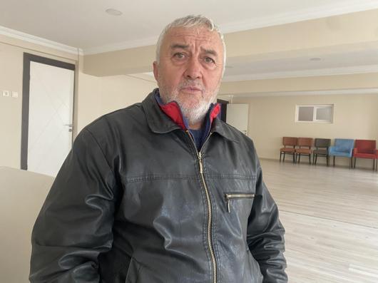 Temizlik işçisi bulduğu para ve ziynet eşyası dolu çantayı sahibine teslim etti