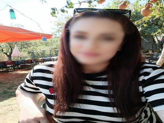 2 çocuğunu teslim etmek istediği eski eşi tarafından darbedildi; o anlar kamerada