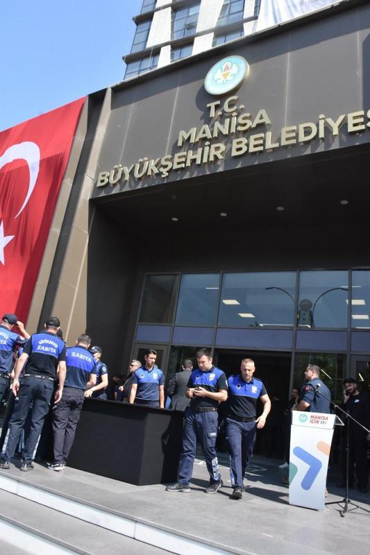 Ferdi Zeyrek, Manisada son yolculuğuna uğurlandı