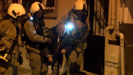 Kadıköyde 4 katlı binada yangın: 1i ağır 8 yaralı