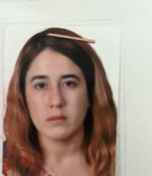 2 aylık kocasını bıçaklayarak öldürdü