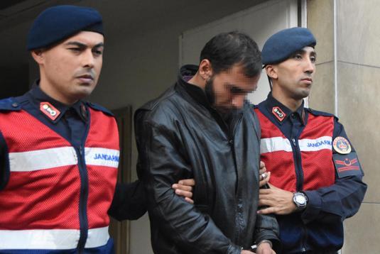 Kayserideki keserli kadın cinayetinde 2si oğlu 3 şüpheli adliyede