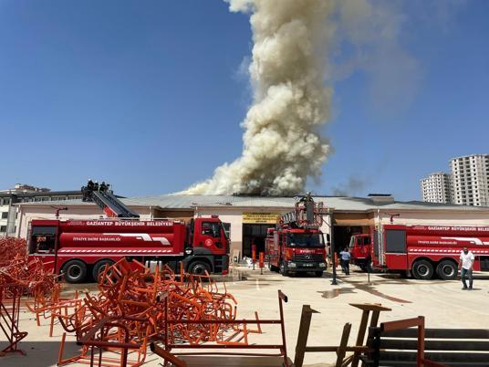 Gaziantepte meslek lisesinde yangın